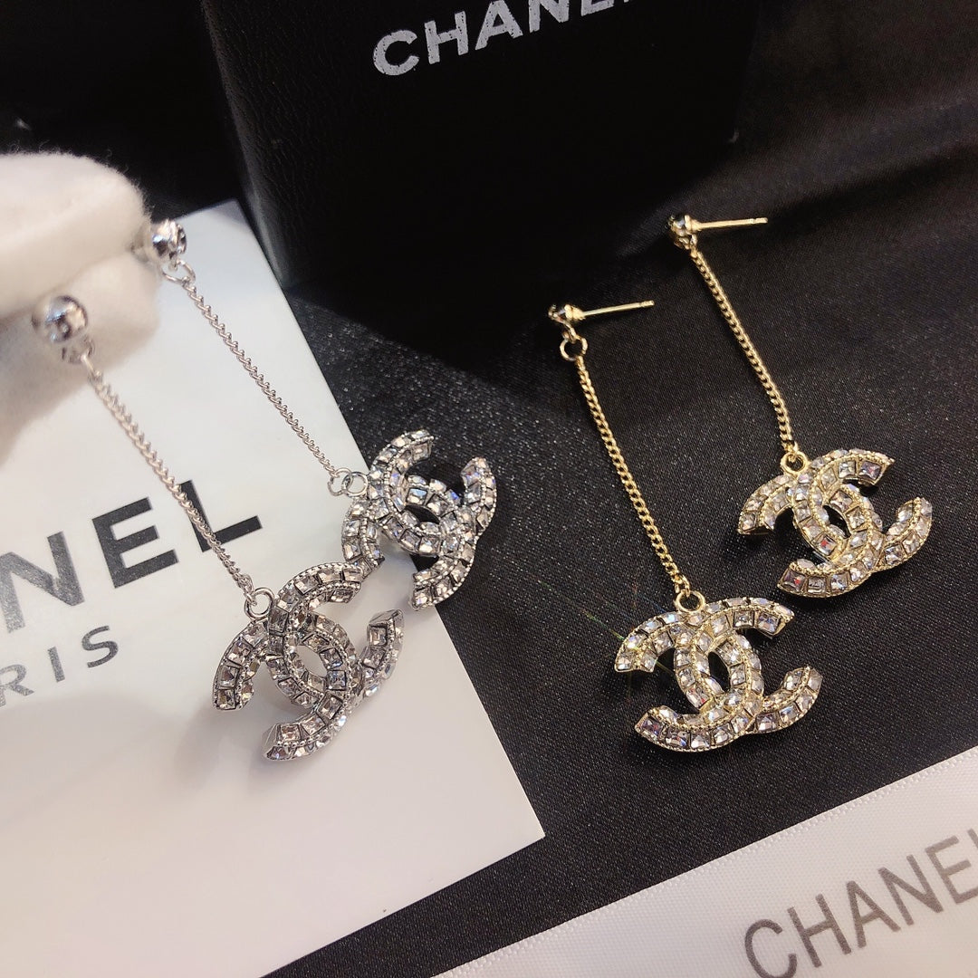 Ladies' Fashionable Handmade Tassel Earrings