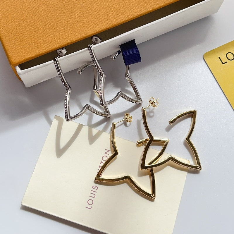 Ladies new simple letter earrings