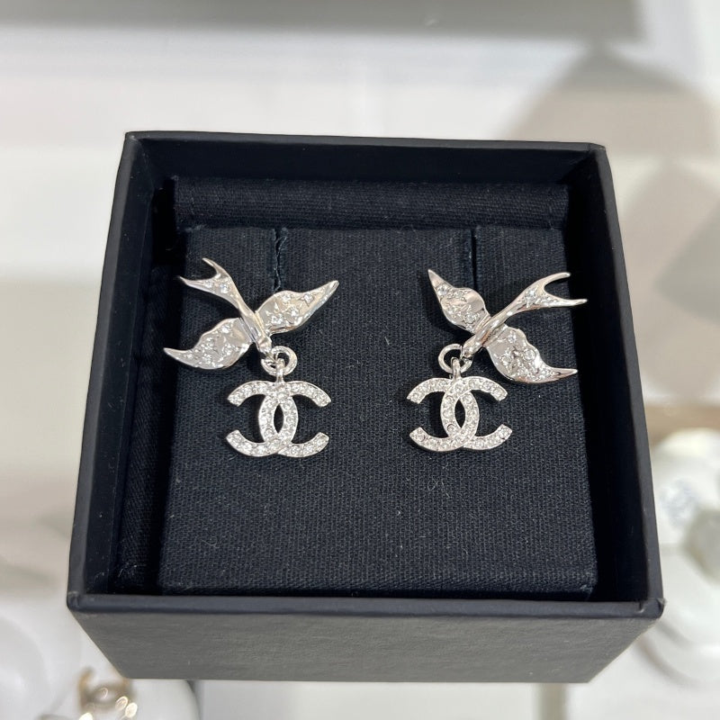 Ladies' fashionable Titanium steel Earrings