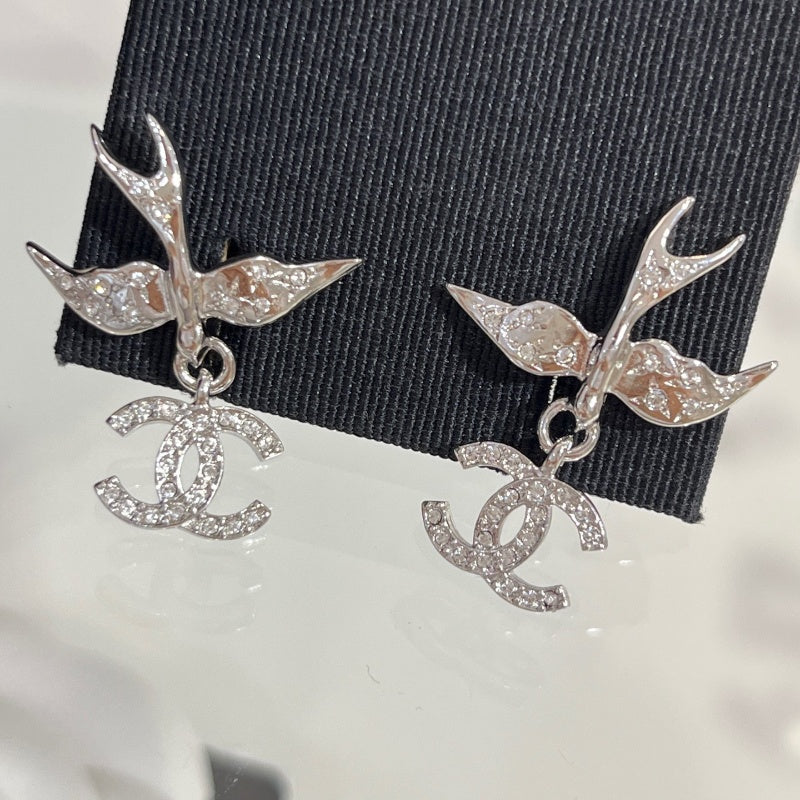 Ladies' fashionable Titanium steel Earrings