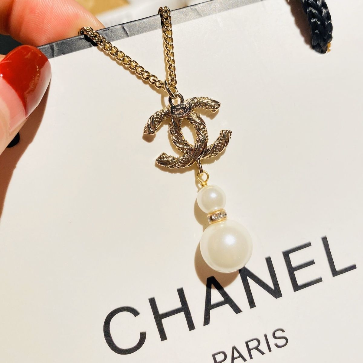 Women's Low-key, Elegant and Versatile Titanium Steel Necklace