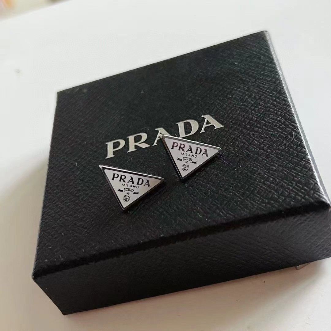 Fashionable Alphabet Triangle Pendant Necklace
