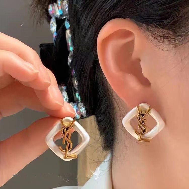 Women's trendy acrylicE arrings