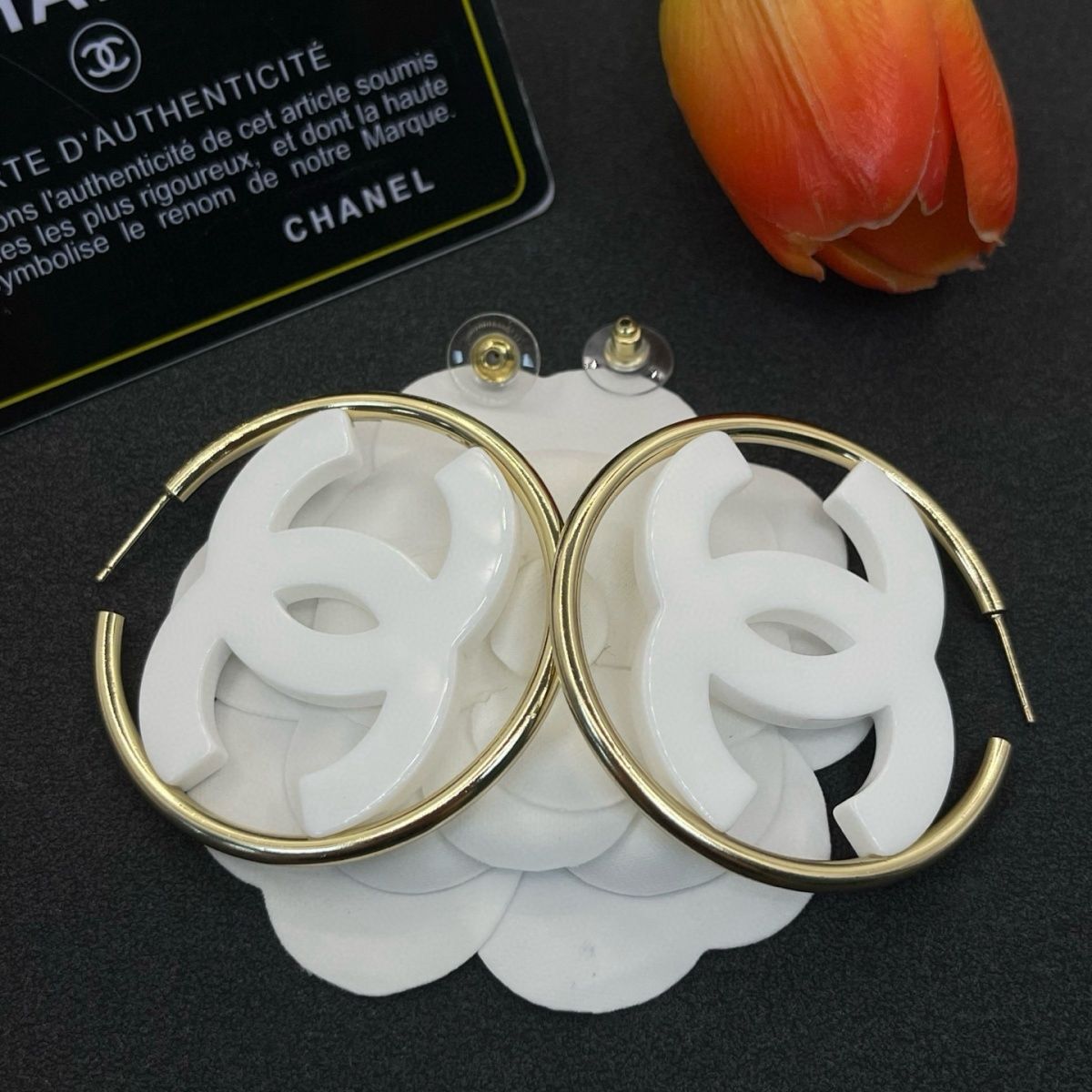 Fashionable high-end Women's acrylic Exquisite Earrings