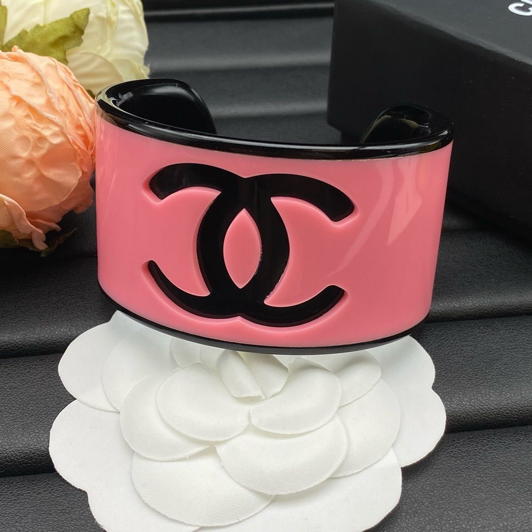 Fashionable high-end women's acrylic Bracelet