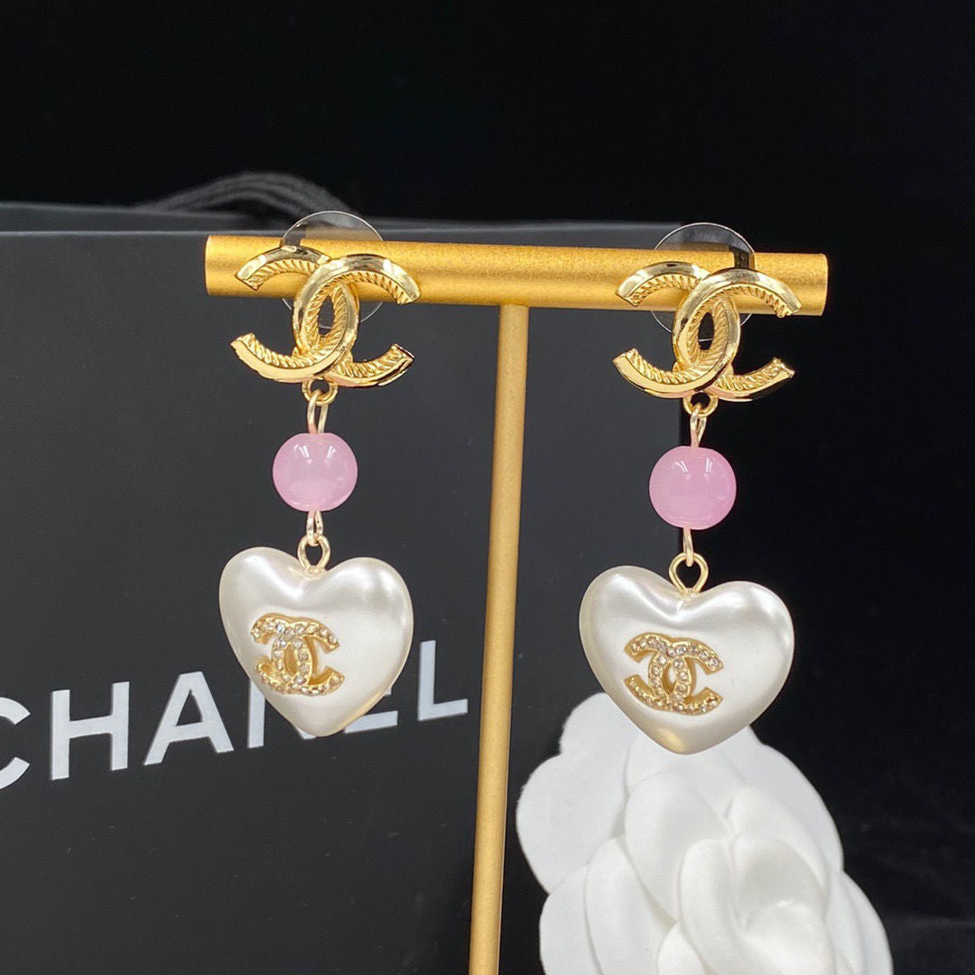 Women's fashion jewelry three-piece set
