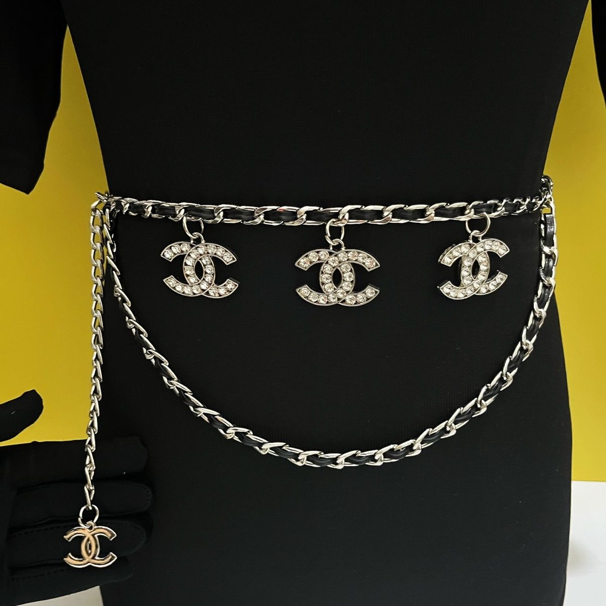 Fashionable ladies' high-end decorative chain belt