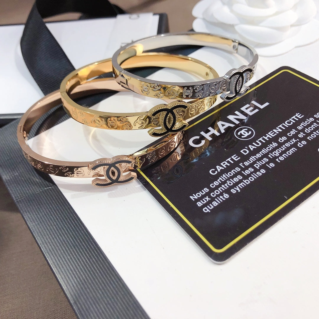 Fashionable women's high quality bracelet