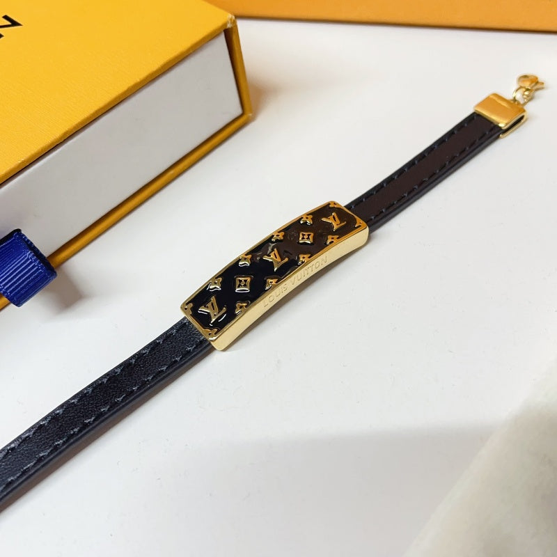Summer luxury Fashion hot sale Women's titanium Steel Bracelet