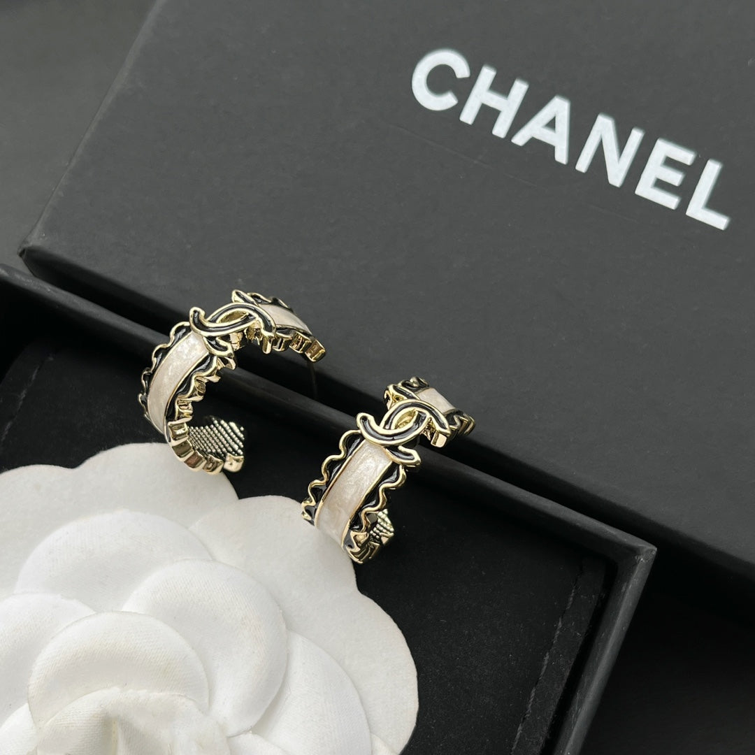 Limited Edition High-end Letter Earrings