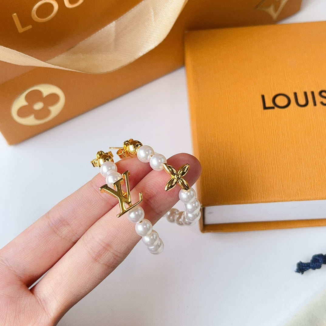 Fashionable Luxury Jewelry Earrings