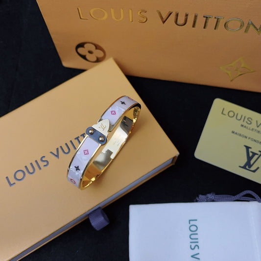 Women's Fashion Titanium Steel Letter Bracelet