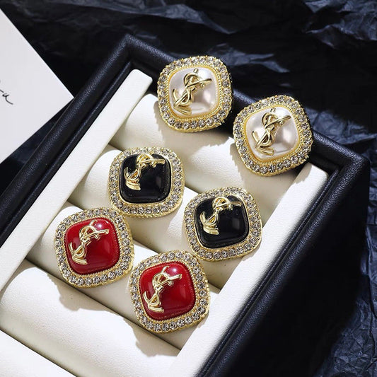 Women's high-end earrings