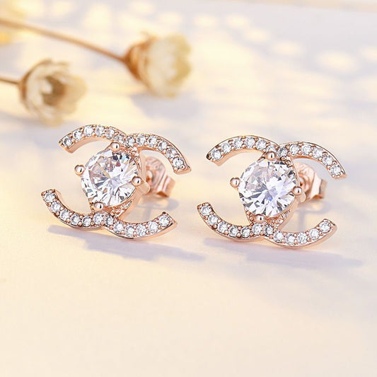 Fashionable High-end Crystal Earrings For Women