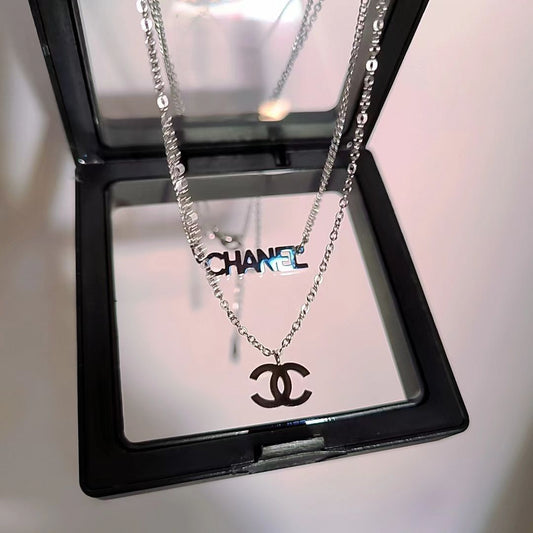 Women's high-end Fashion Jewelry Necklaces