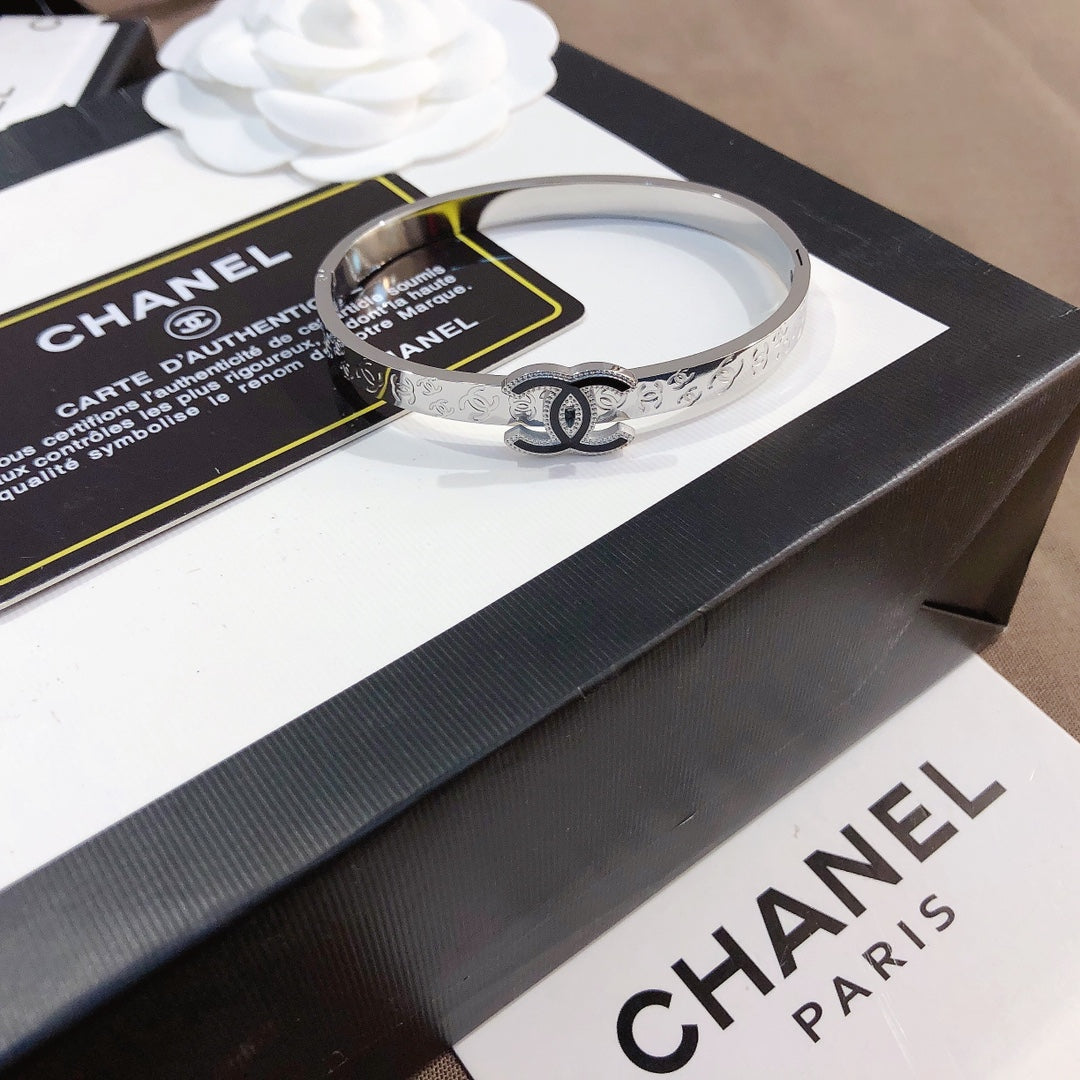 Fashionable women's high quality bracelet