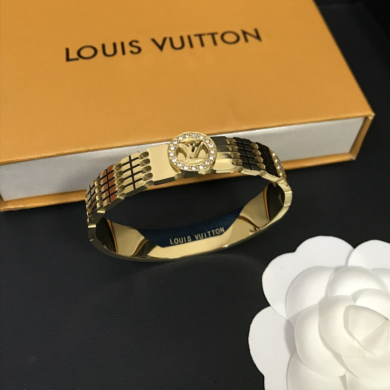 Women's Versatile Fashion Bracelet