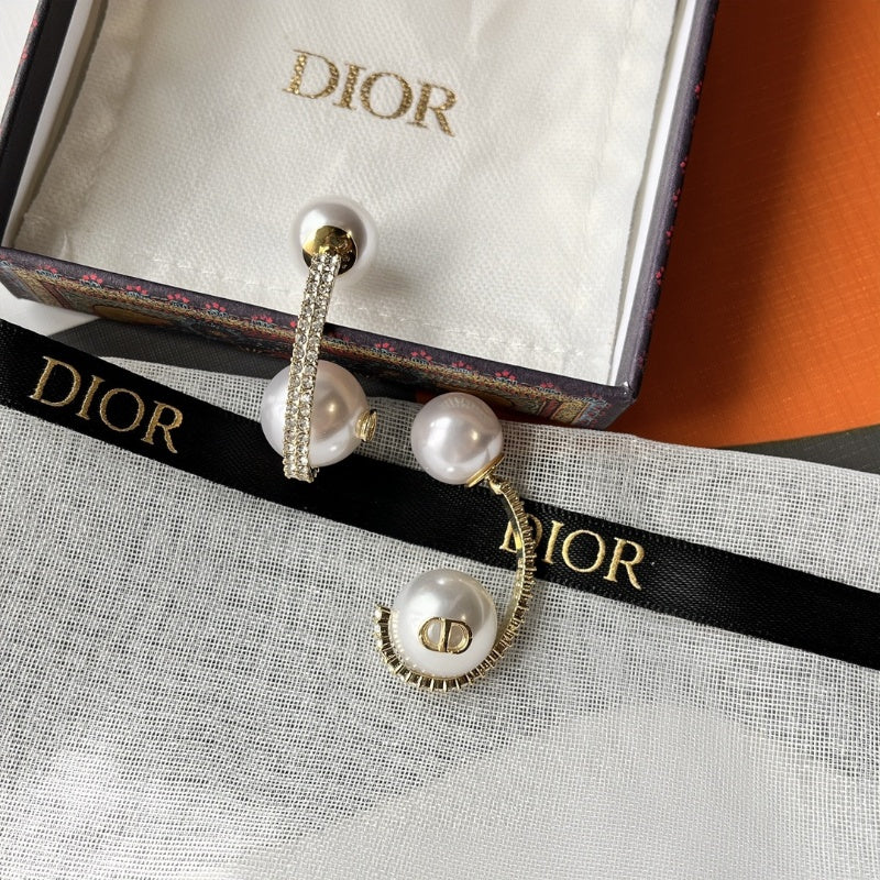 Women's Fashion Jewelry Pearl Earrings