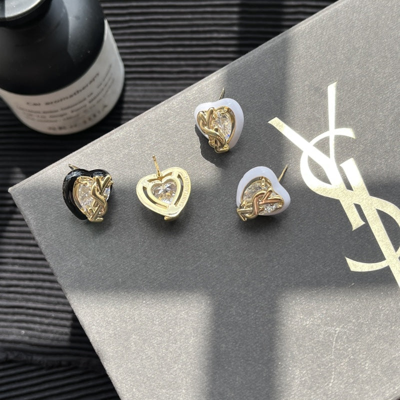 Simple, stylish And elegant Women's Earrings