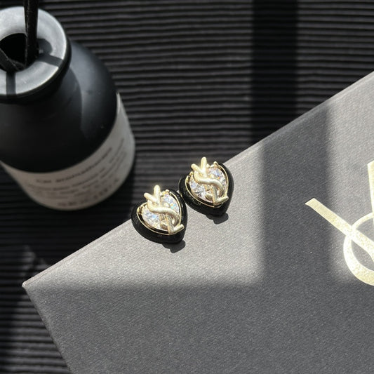 Simple, stylish And elegant Women's Earrings