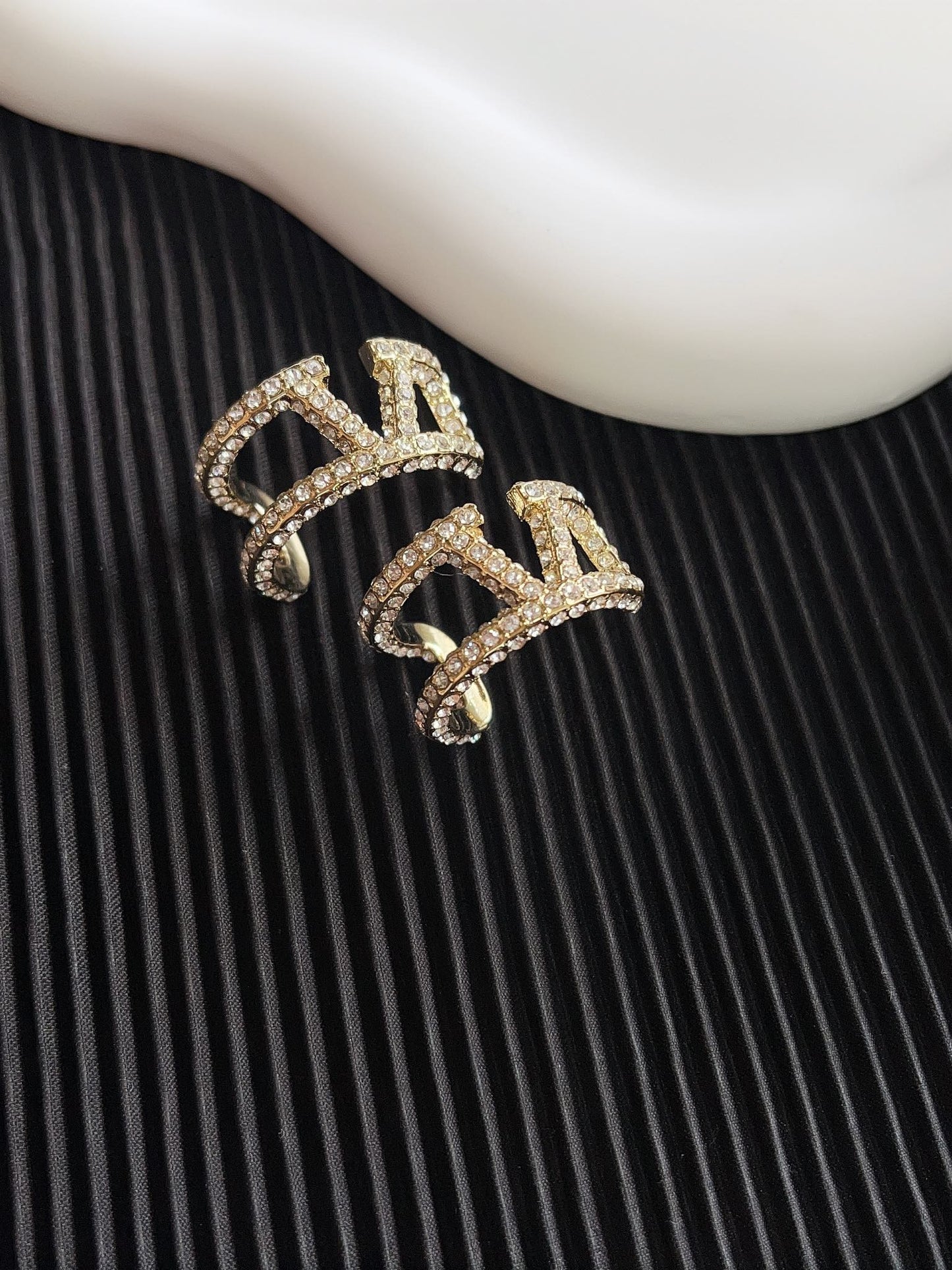 Women's Fashion High-end Pearl Jewelry Earrings
